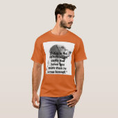 犬好きが家族愛の真の意味を教えてくれる Tシャツ (正面フル)