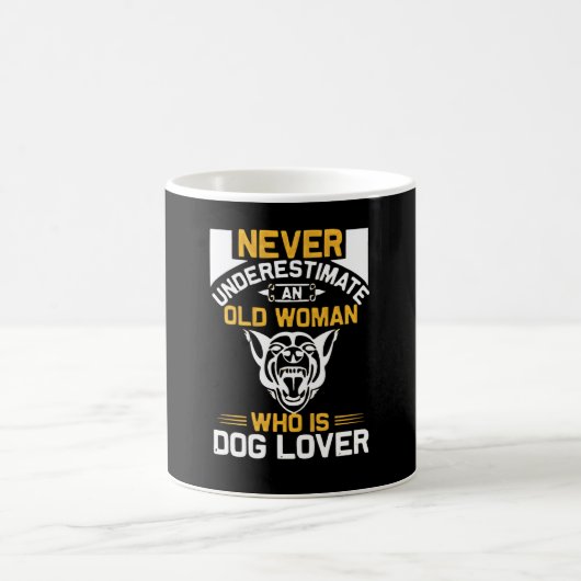 犬好きなおばあさん コーヒーマグカップ (中央)