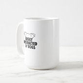 犬好きな方へのギフト 犬に気を取られがち コーヒーマグカップ (正面左)
