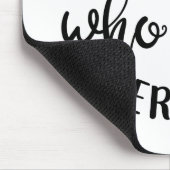 犬好きデザイン自分の犬を愛する女の子 マウスパッド (コーナー)