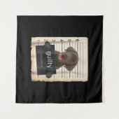 犬好き |有罪チョコレートラブラドール悪犬 タペストリー (正面(横))