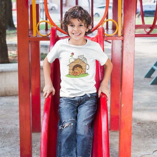 犬小屋のTシャツを着た動物 Tシャツ