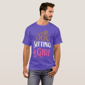 犬座り女の子の犬の子子子子人仕事友達フライ Tシャツ (正面フル)