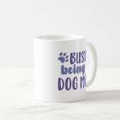 犬忙しの母である コーヒーマグカップ (正面右)