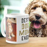 犬最高の母のペットの飼い主2写真 コーヒーマグカップ<br><div class="desc">犬最高の母ペットの飼い主2写真コーヒーマグ。そしてモダン文字とのシンプルデザイン最高のは、犬の母は今まで'と2つのペットの写真のための宇宙。母の日、ユニーク誕生日、クリスマスの犬のオーナーである母のための思慮深い贈り物だ。写真の追加</div>