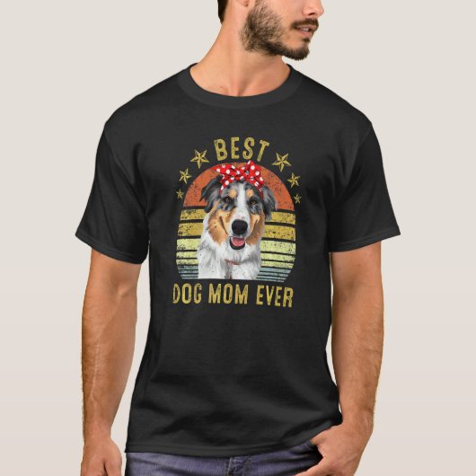 犬最高の母はミニチュアのアメリカの羊飼い蛾 Tシャツ (正面)