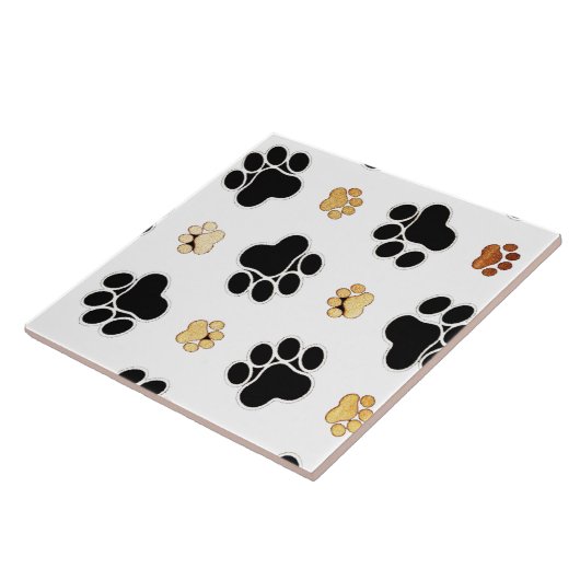 犬犬の足のプリントの白を黒くし、日焼けさせて下さい タイル (側面)