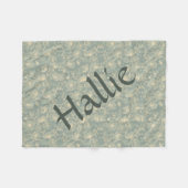 犬用ブランケット - Sage Green Botanical 柄 名入れ対応 フリースブランケット (正面(横))