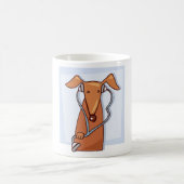 犬聞と音楽のヘッドフォンおもしろいアップ コーヒーマグカップ (中央)