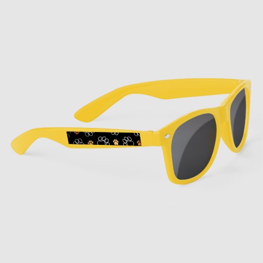 犬足 サングラス (右)