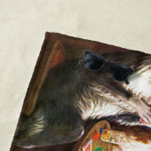 犬遊のトランプのポーカーが困っている友人 ビーチタオル (インサイチュ)