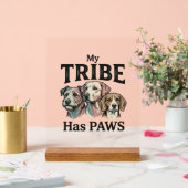 犬部族にはビンテージの足跡のデザインがある_1 アクリルサイン (ウェディング)
