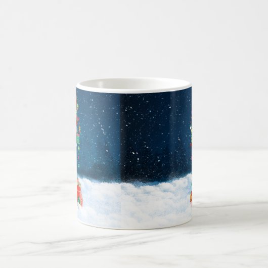 (犬)スタッフォードのブルテリアが雪の中でクリスマスと コーヒーマグカップ (中央)