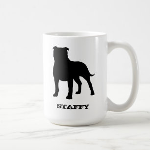 （犬）スタッフォードのブルテリアのシルエットのStaffy犬 コーヒーマグカップ