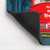 (犬)スタッフォードドッグドライビングカーホラーハロウィーン マウスパッド (コーナー)