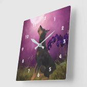 (犬)ドーベルマン・ピンシェルが月の動物を見る スクエア壁時計 (傾斜)