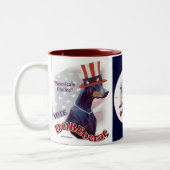 (犬)ドーベルマン・ピンシェルギフトマグカップ ツートーンマグカップ (左)