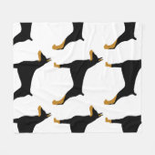 （犬）ドーベルマン・ピンシェルブラックとタンシルエット フリースブランケット (正面(横))