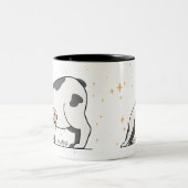 犬 – 可愛いヨガ犬の愛犬、ヨガの恋人 ツートーンマグカップ (中央)