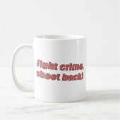 犯罪と闘う コーヒーマグカップ (左)
