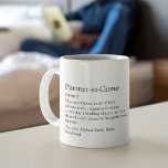犯罪写真ボーイフレンドのプレゼントのパートナー コーヒーマグカップ<br><div class="desc">Partner-in-Crime：定義：すべての人生の冒険の共犯者は、私たちの共有された物語の中で毎日スリリングな章を作ることを共謀。あなたのボーイフレンドのためのこの文字マグにあなたの名前とカスタムその他のカスタマイズを追加する。文字の単語を変更しカスタマイズて、あなたが好きなことを言うために何でも変更するか、またはテンプレートを使用し、それをすべて自分のものにするために単にあなたのtouchを追加することができる。</div>