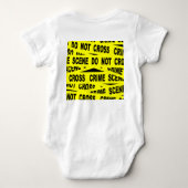 犯罪現場テープ ベビーボディスーツ (裏面)