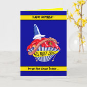 犯罪現場用カップケーキ誕生日カード カード (黄色い花)