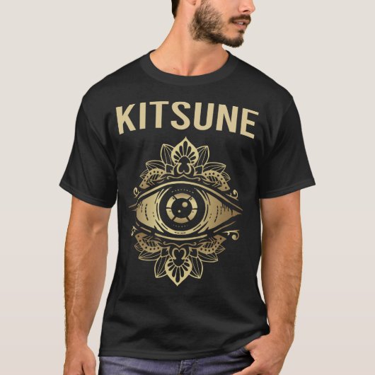 狐を見つめるキツネ Tシャツ (正面)