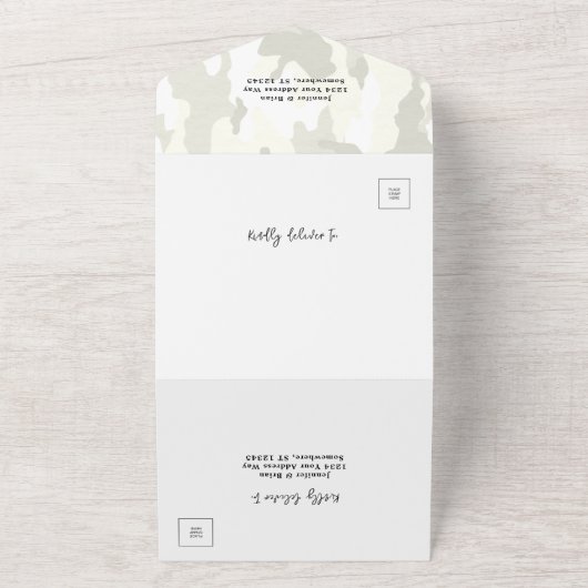 「狩りが終わった」素朴迷彩柄結婚式招待状 オールインワン招待状 (外側)
