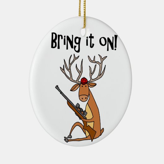 狩りのライフルおよび帽子を持つおもしろいなシカ セラミックオーナメント (右)