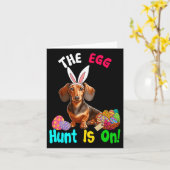 狩りの卵はイースターデイバニーダシュント卵にある カード (黄色い花)