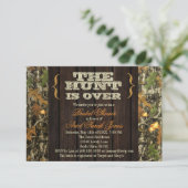 狩りは迷彩柄のブライダルシャワーの招待状にあります 招待状 (スタンド正面)