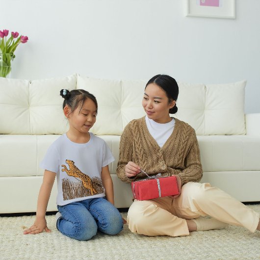 狩りチータウィメンメンズティーンズグレー Tシャツ