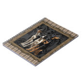 狩り犬の上のプレイド ノートブック (左側)