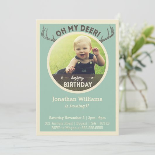 狩り誕生日招待状(ベビーまたは子) 招待状 (スタンド正面)