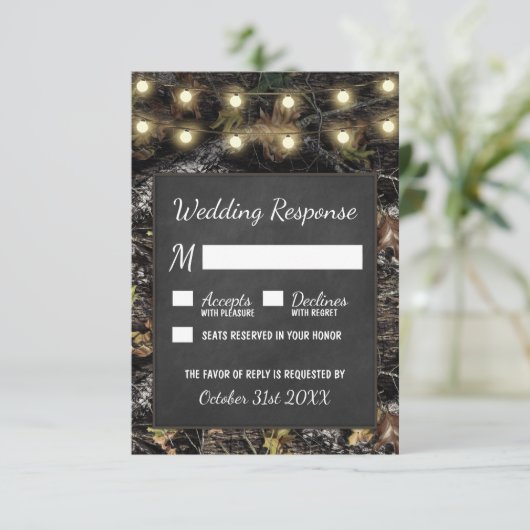 狩り迷彩柄素朴シャルボードウェディングRSVPカード 出欠カード (スタンド正面)