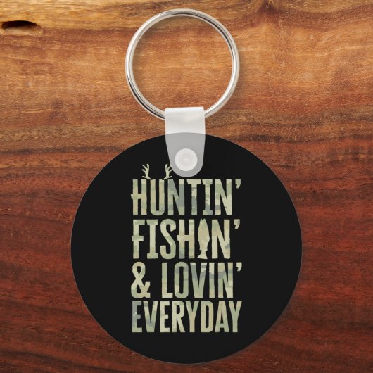 狩り魚釣り愛する毎日ファーザーズデイ迷彩柄 キーホルダー (正面)