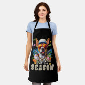 狩猟シーズンの鹿のイースターエッグ エプロン (着用した状態)