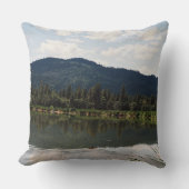 独りで泳ぐ….. クッション (正面)