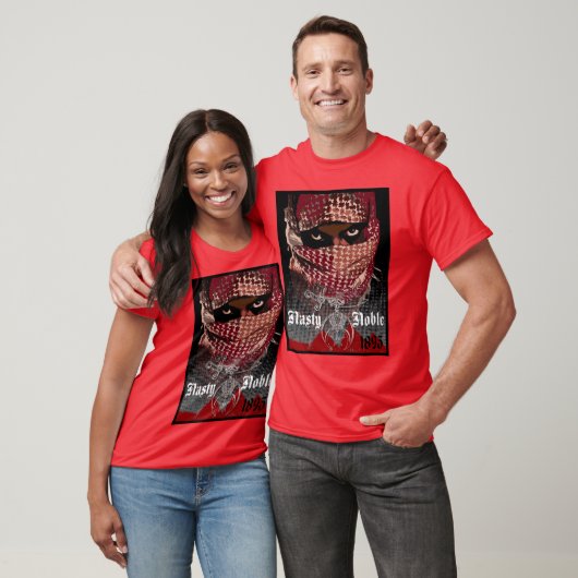 独占的で扱いにくく気高いTシャツ Tシャツ (ユニセックス)