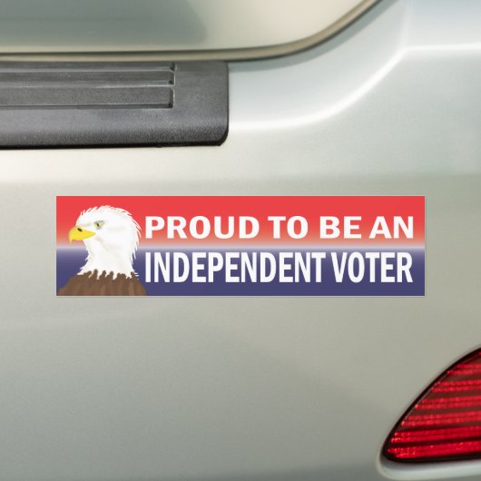 独立した投票者があること誇りを持った バンパーステッカー (車上)