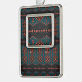 独立した誇りを持った シルバープレートフレームオーナメント (左)