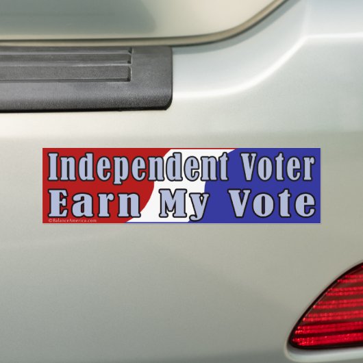 独立者は私の投票にバンパーステッカーを得ます バンパーステッカー (車上)