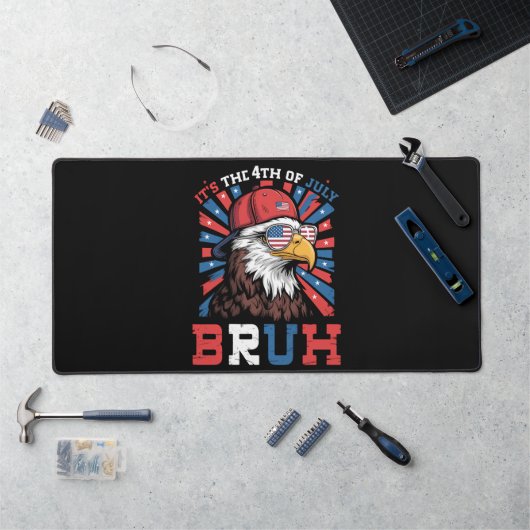 独立記念日のハゲワシ - 4th of July Bruh デスクマット (ワークステーション)