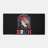 独立記念日のハゲワシ - 4th of July Bruh デスクマット (正面)