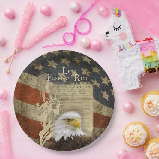 独立記念日の自由の白頭鷲MAGA米国の旗 ペーパープレート (パーティー)