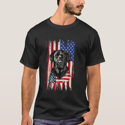 独立記念日の黒ラブラドールレトリバー Tシャツ (正面)