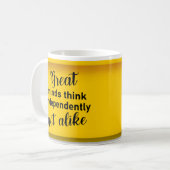 独素晴らし自に気を付け考えて、コーヒーと同じではない コーヒーマグカップ (正面左)