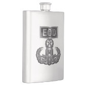 独自に設計された「マスター・ブラスター」 EOD フラスク (右)