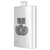 独自に設計されたEOD フラスク (左)